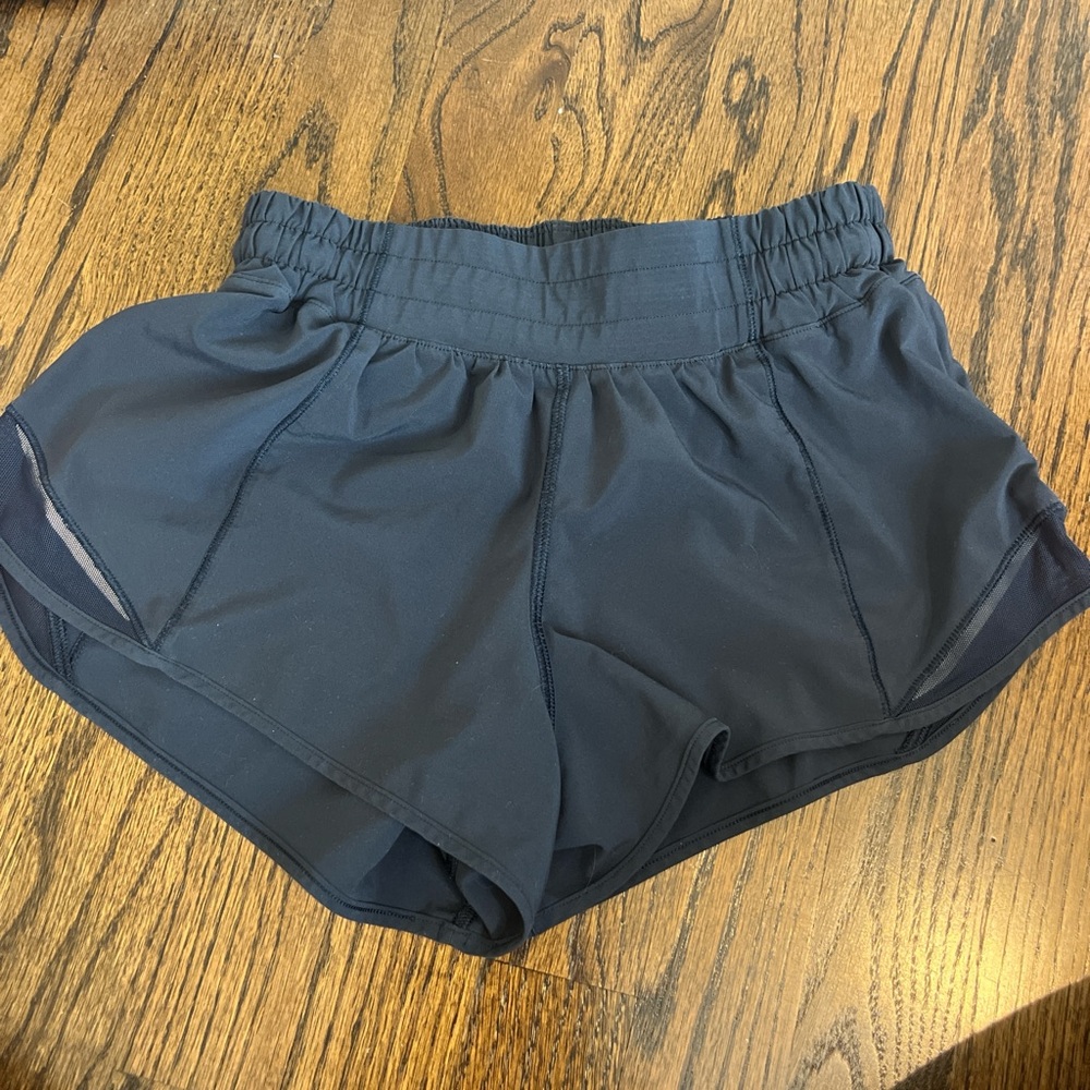 Lululemon Hotty Hot shorts, navy size 4, 2.5 inches